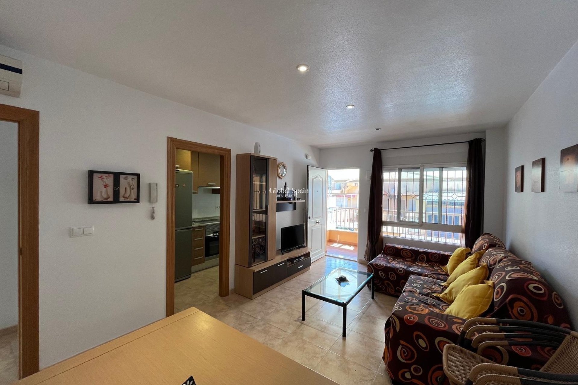 Wederverkoop - HUIS -
LO PAGÁN - La Puntica