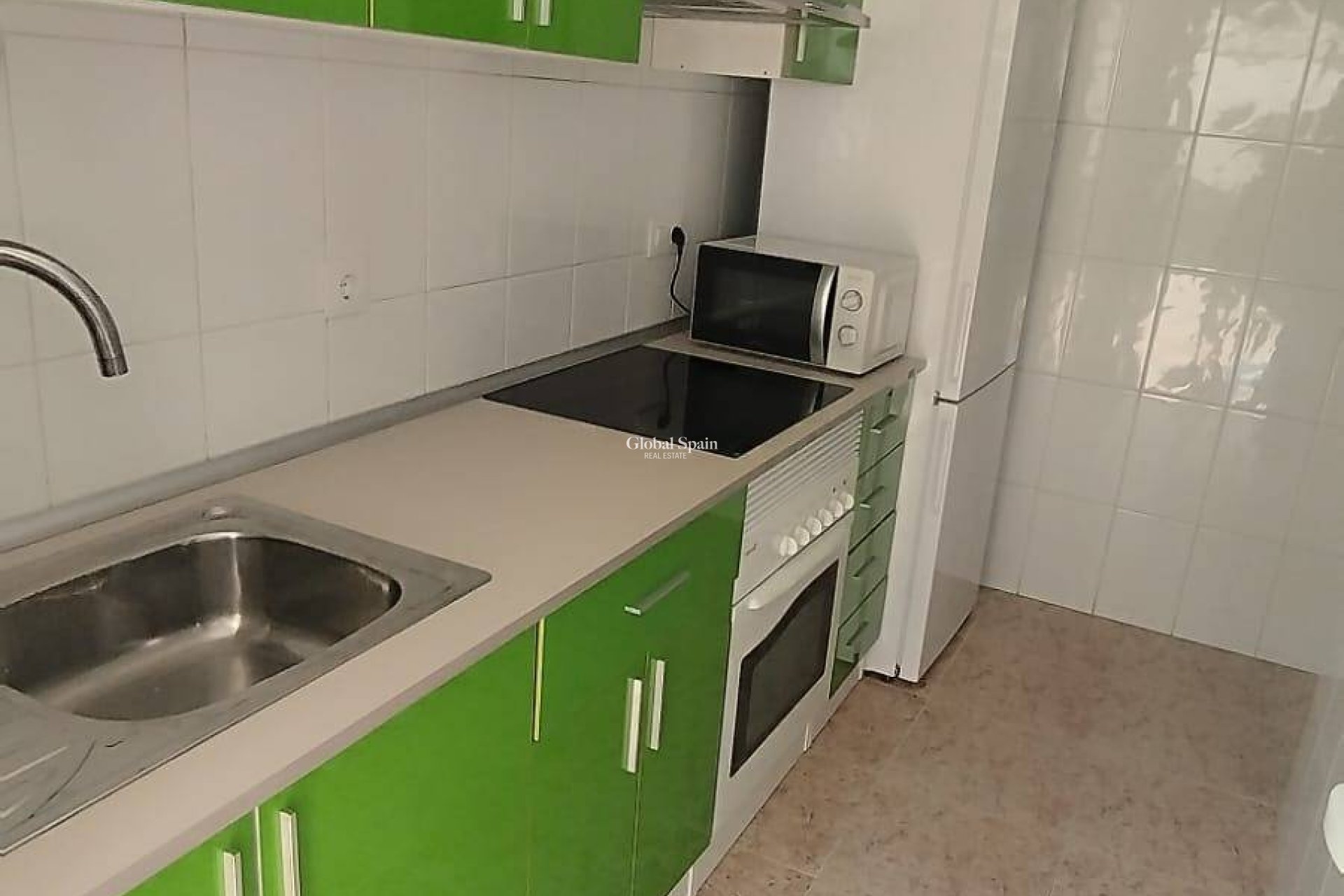 Wederverkoop - HUIS -
LO PAGÁN - La Puntica
