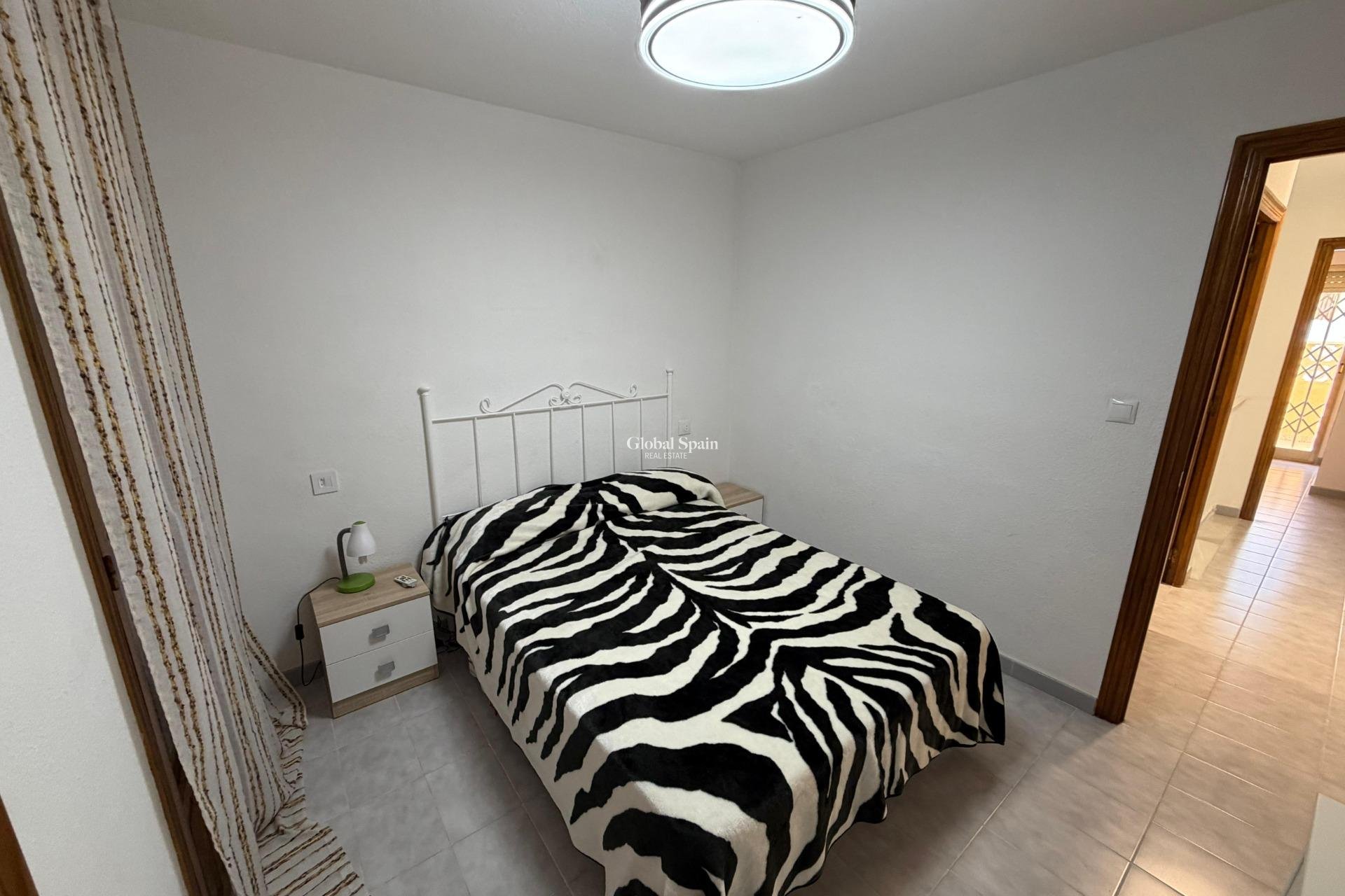 Wederverkoop - HUIS -
LO PAGÁN - La Puntica