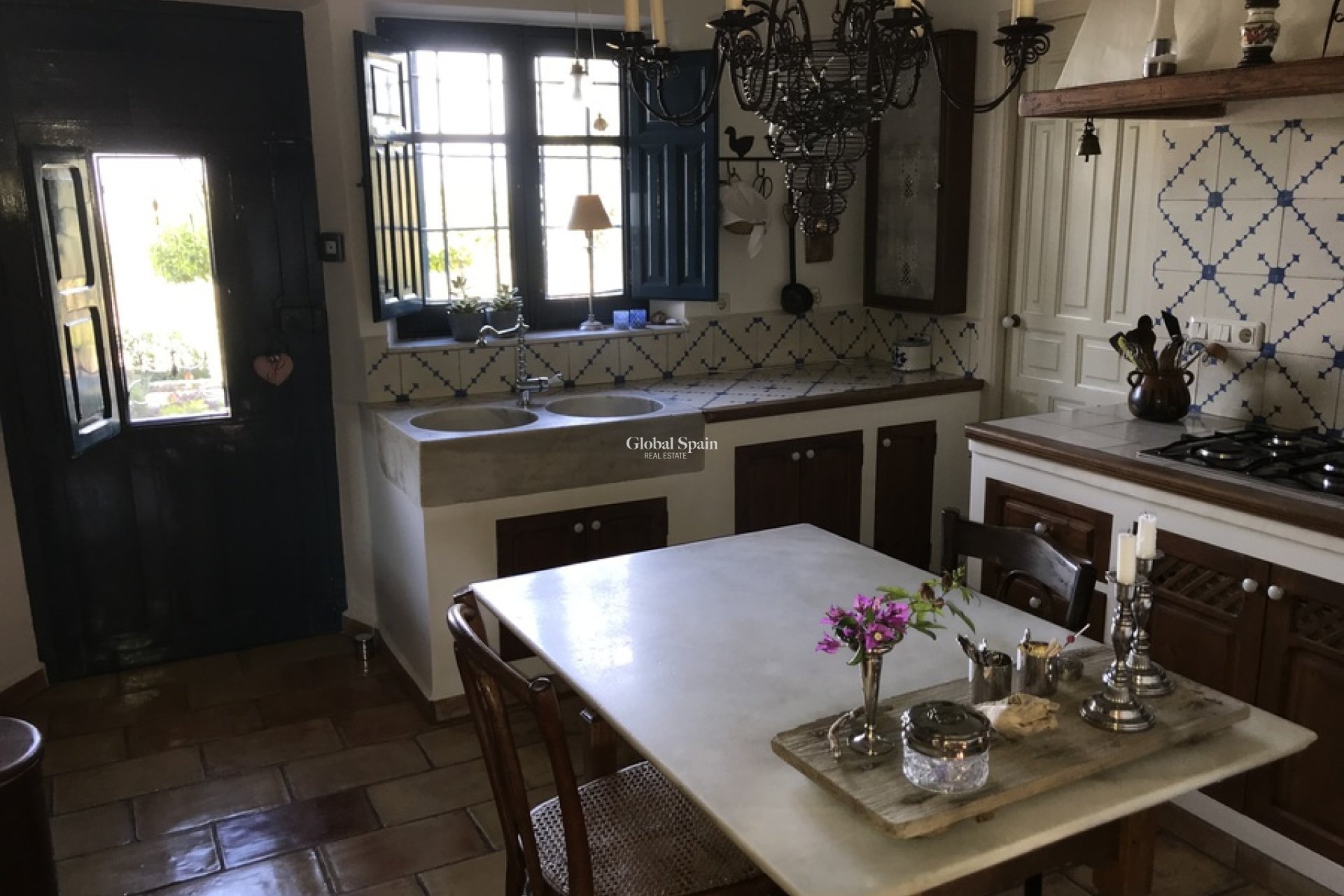 Wederverkoop - HUIS -
LORCA - Costa Calida