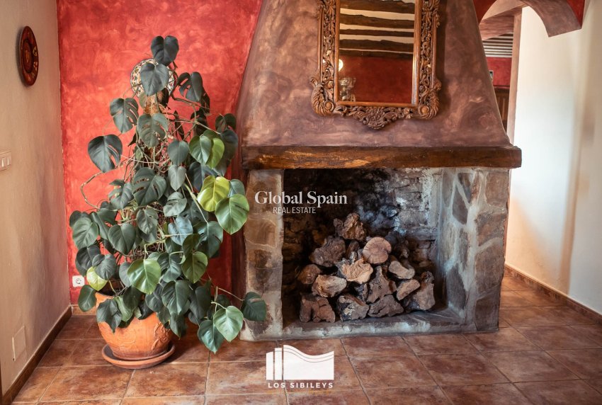 Wederverkoop - HUIS -
LORCA - Lorca