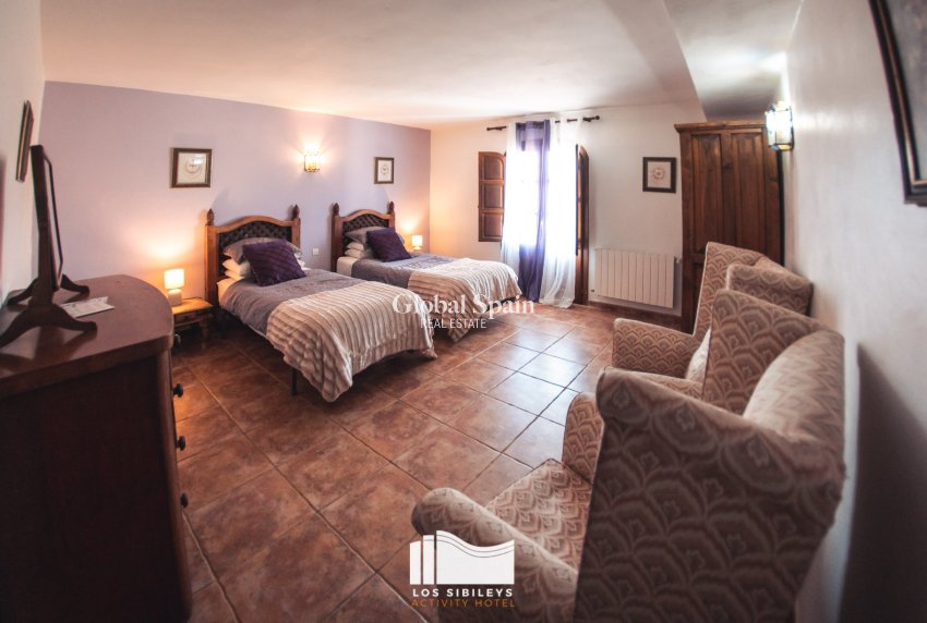 Wederverkoop - HUIS -
LORCA - Lorca