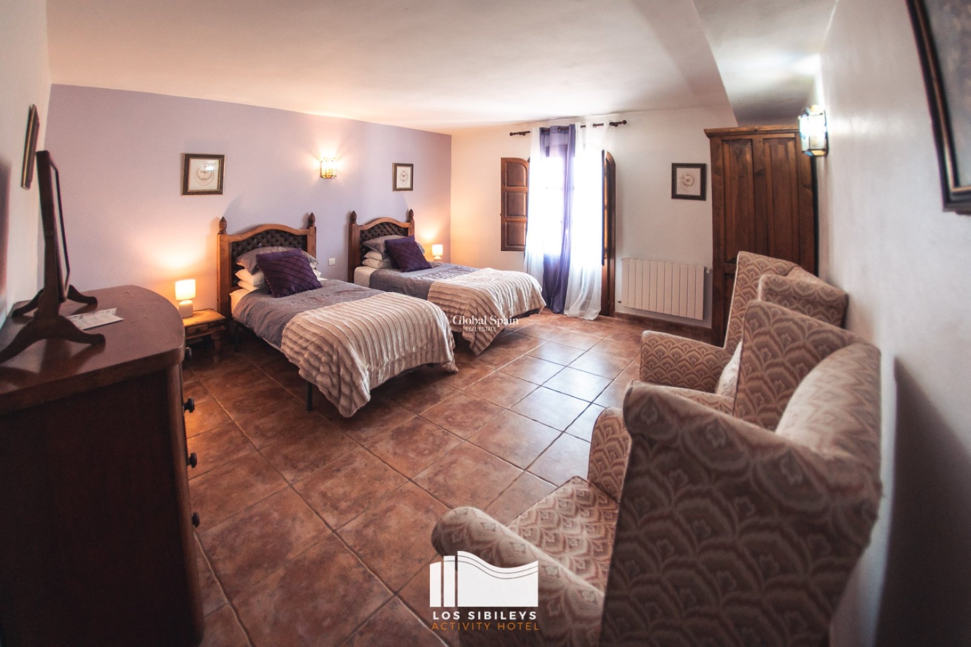 Wederverkoop - HUIS -
LORCA - Lorca