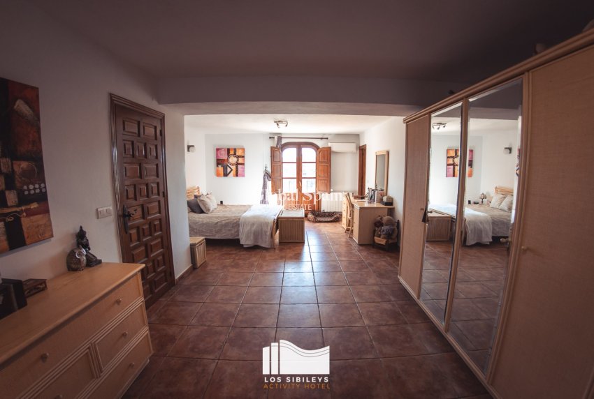 Wederverkoop - HUIS -
LORCA - Lorca