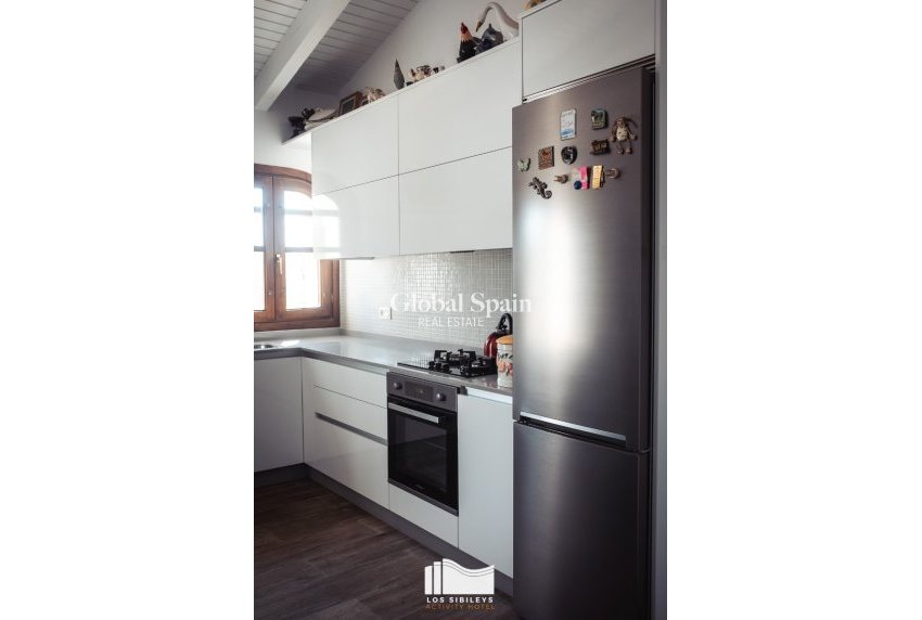 Wederverkoop - HUIS -
LORCA - Lorca