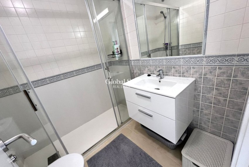 Wederverkoop - HUIS -
LOS ALCÁZARES