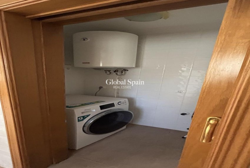 Wederverkoop - HUIS -
LOS BALCONES - LOS ALTOS - Costa Blanca