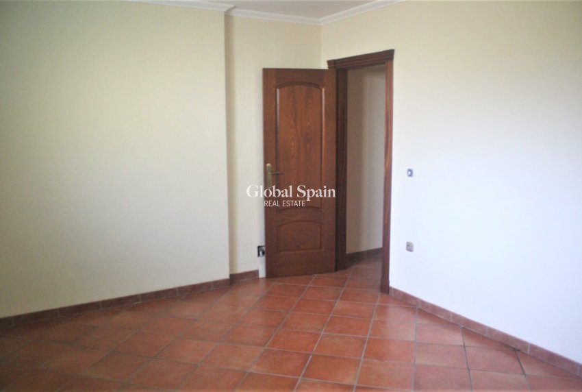 Wederverkoop - HUIS -
LOS BALCONES - LOS ALTOS - Costa Blanca