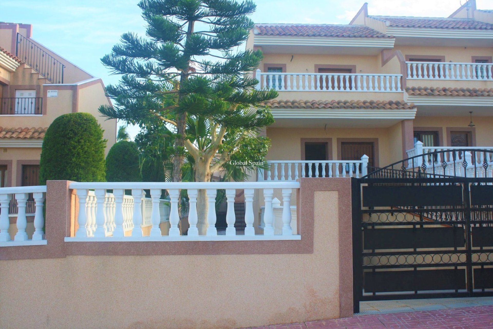 Wederverkoop - HUIS -
LOS BALCONES - LOS ALTOS - Costa Blanca