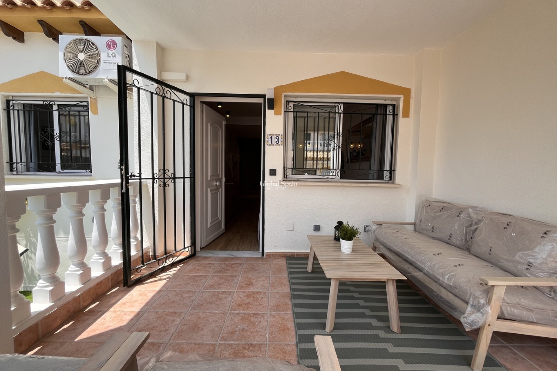 Wederverkoop - HUIS -
LOS BALCONES - LOS ALTOS - Costa Blanca