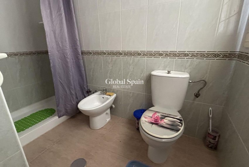 Wederverkoop - HUIS -
LOS BALCONES - LOS ALTOS - Costa Blanca