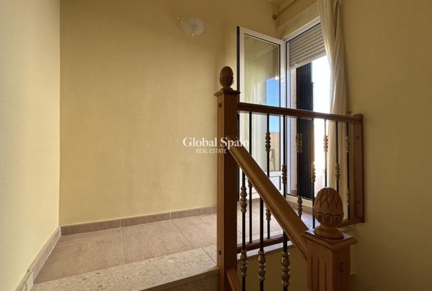 Wederverkoop - HUIS -
LOS BALCONES - LOS ALTOS - Costa Blanca