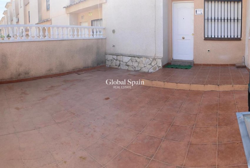 Wederverkoop - HUIS -
LOS BALCONES - LOS ALTOS - Costa Blanca