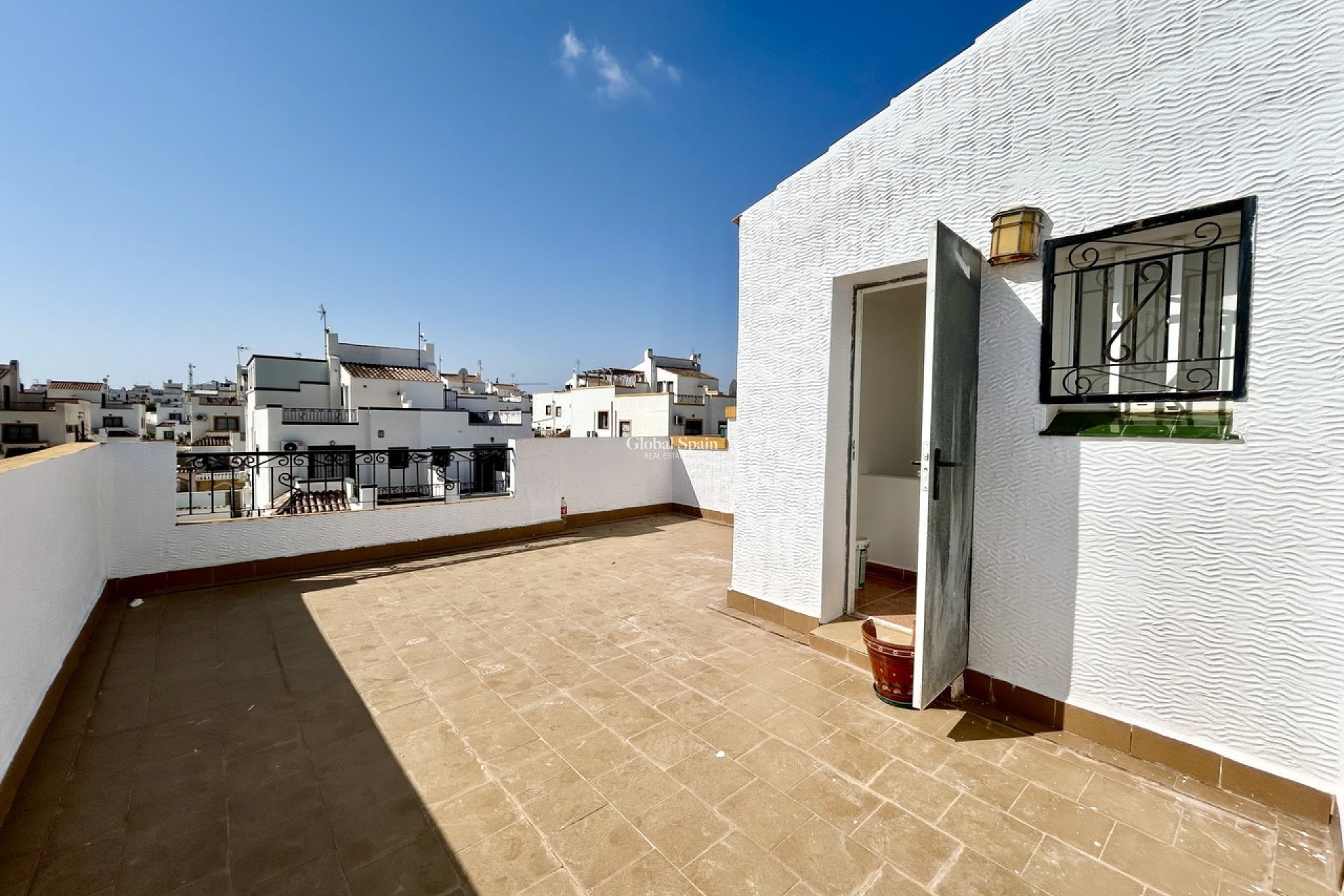 Wederverkoop - HUIS -
LOS BALCONES - LOS ALTOS - Costa Blanca