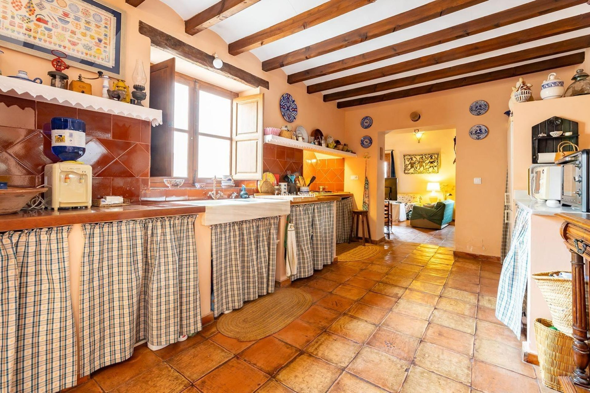 Wederverkoop - HUIS -
LOS MARTÍNEZ DEL PUERTO - Los Martínez Del Puerto