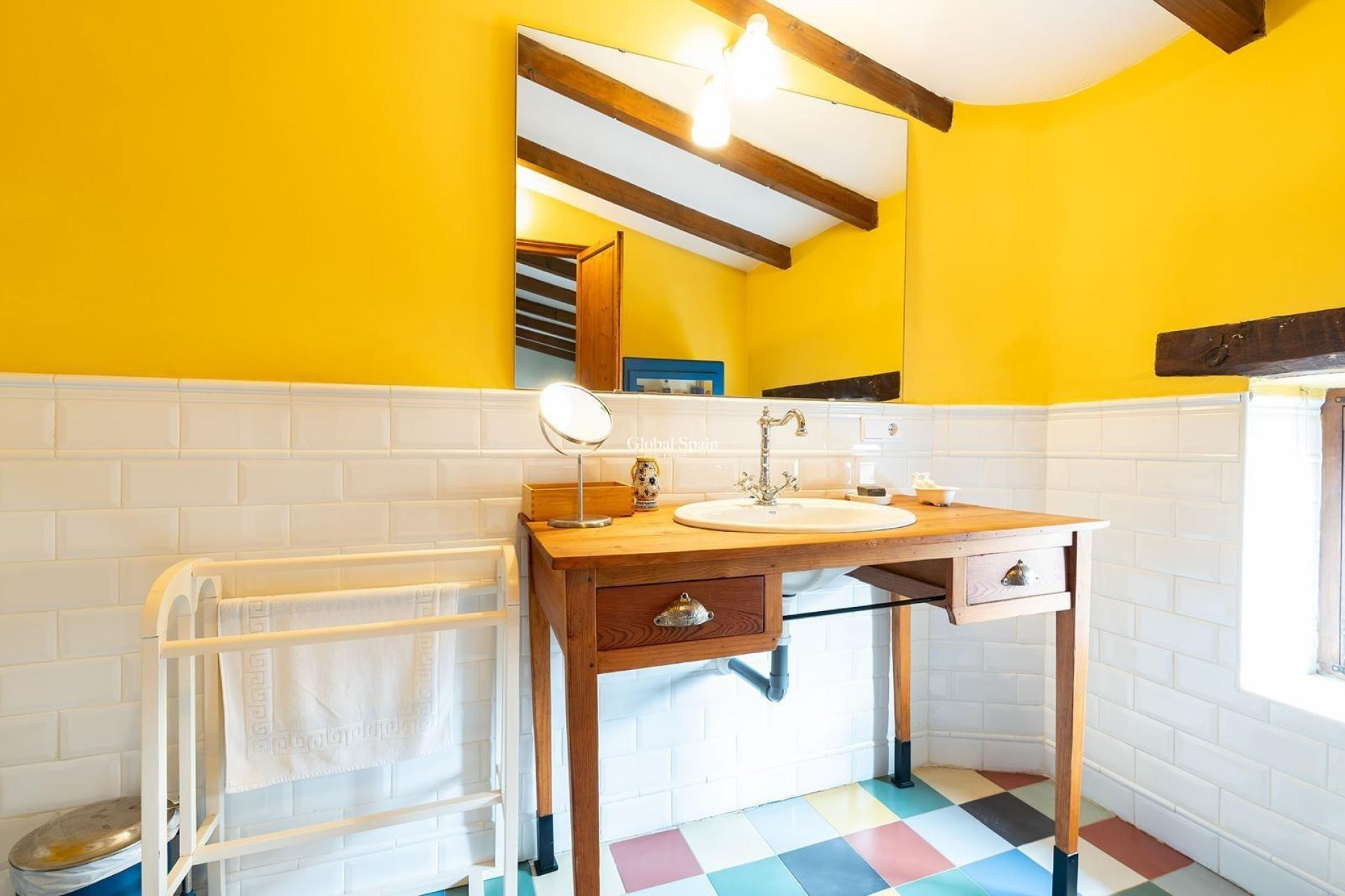 Wederverkoop - HUIS -
LOS MARTÍNEZ DEL PUERTO - Los Martínez Del Puerto