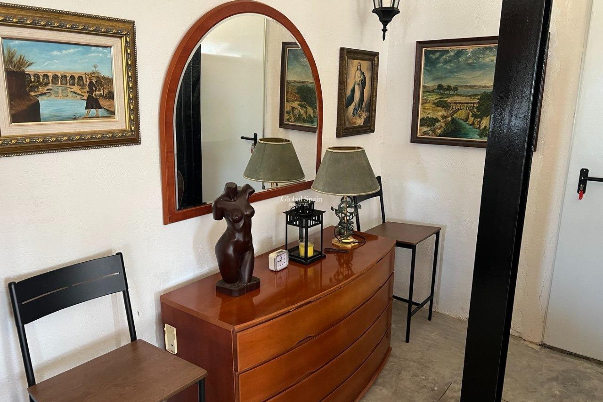 Wederverkoop - HUIS -
LOS MONTESINOS - Comunidad Valenciana