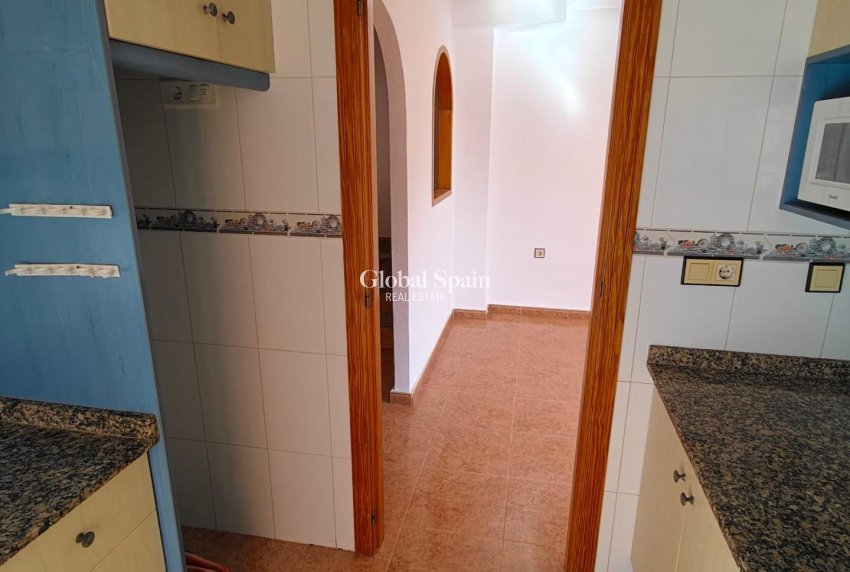 Wederverkoop - HUIS -
LOS MONTESINOS - Costa Blanca Sur