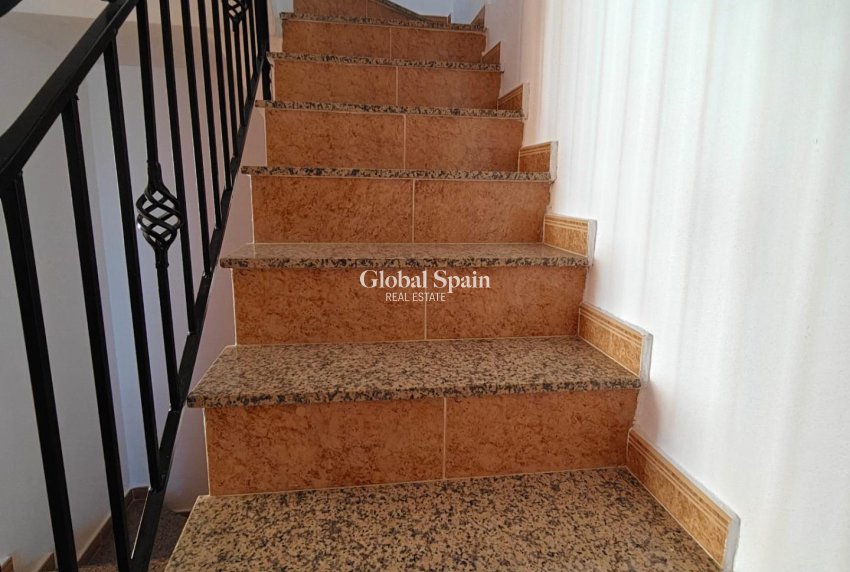 Wederverkoop - HUIS -
LOS MONTESINOS - Costa Blanca Sur