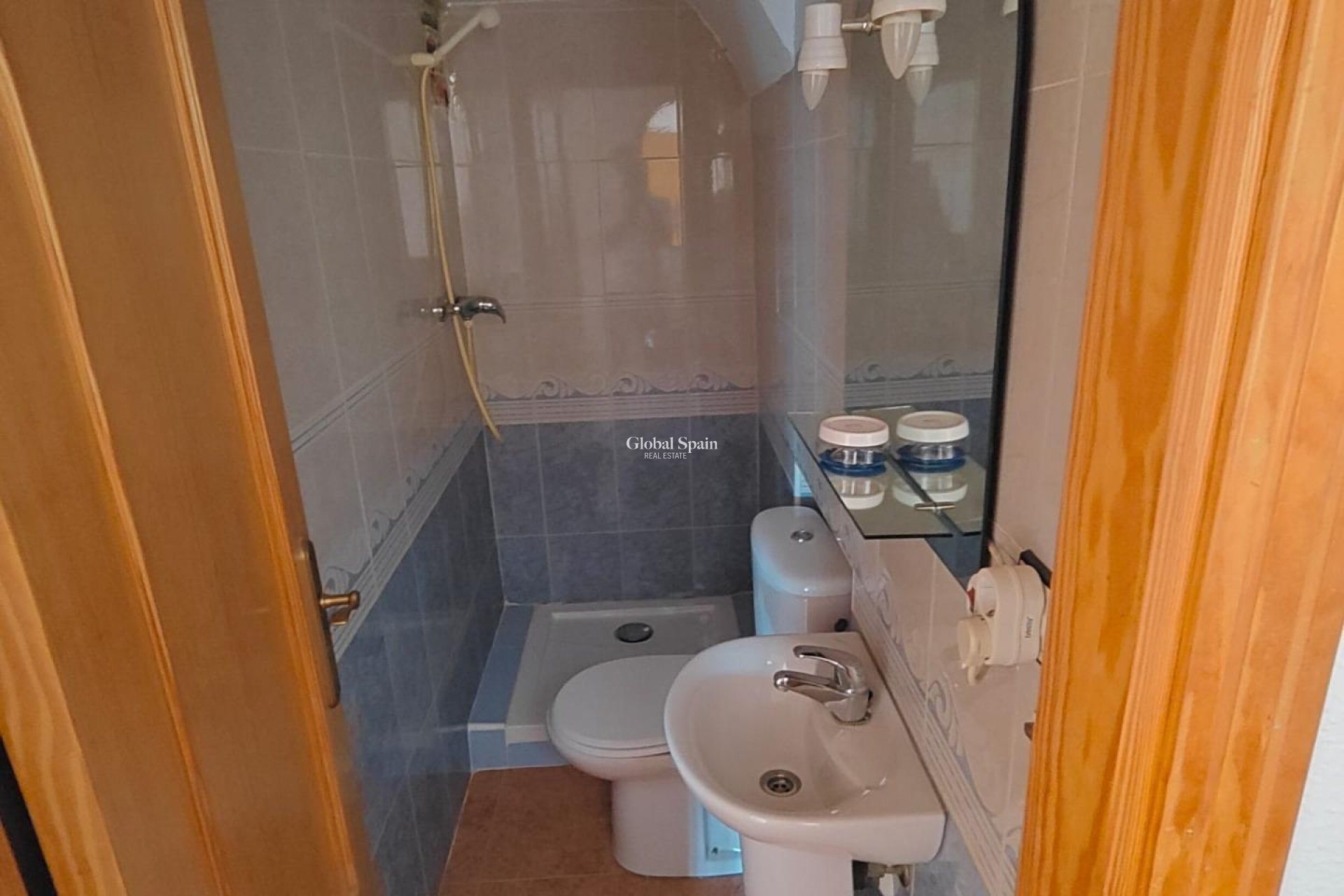 Wederverkoop - HUIS -
LOS MONTESINOS - Costa Blanca Sur