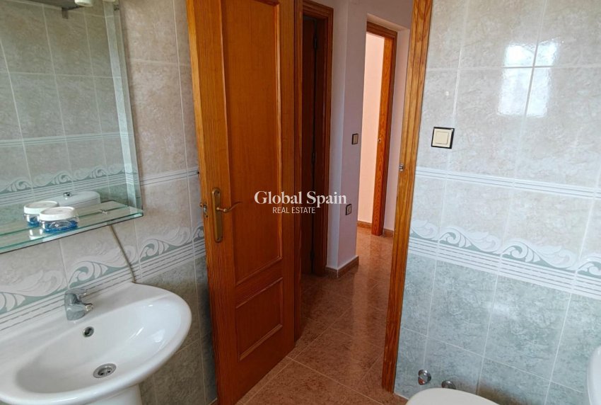 Wederverkoop - HUIS -
LOS MONTESINOS - Costa Blanca Sur