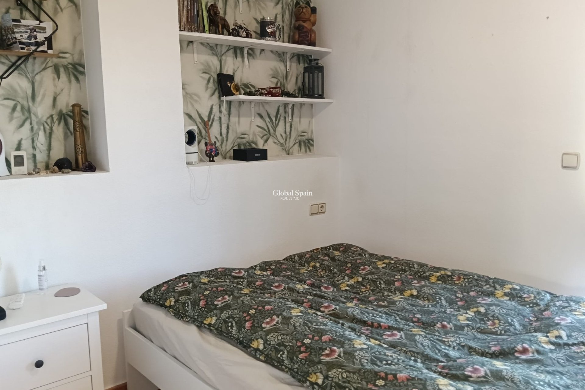 Wederverkoop - HUIS -
LOS MONTESINOS - Costa Blanca