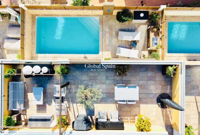 Wederverkoop - HUIS -
LOS MONTESINOS - Costa Blanca