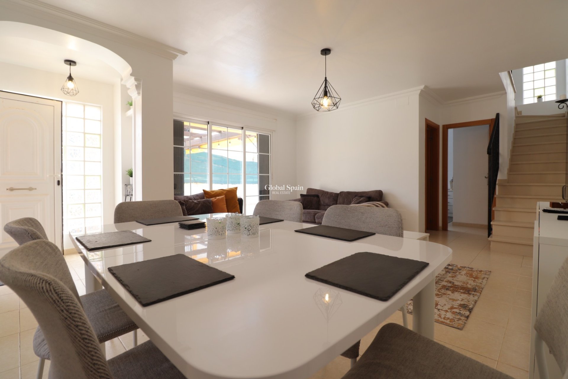 Wederverkoop - HUIS -
Los Montesinos - La Herrada