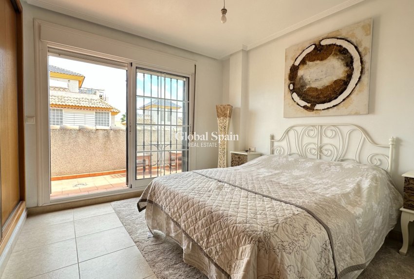 Wederverkoop - HUIS -
Los Montesinos - La Herrada