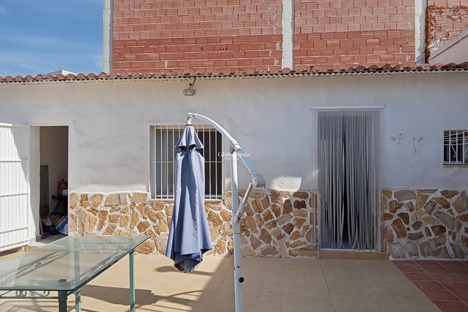 Wederverkoop - HUIS -
LOS MONTESINOS - PUEBLO CENTRO