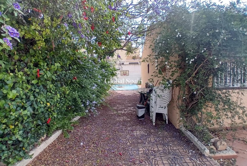 Wederverkoop - HUIS -
MAZARRÓN - Bolnuevo