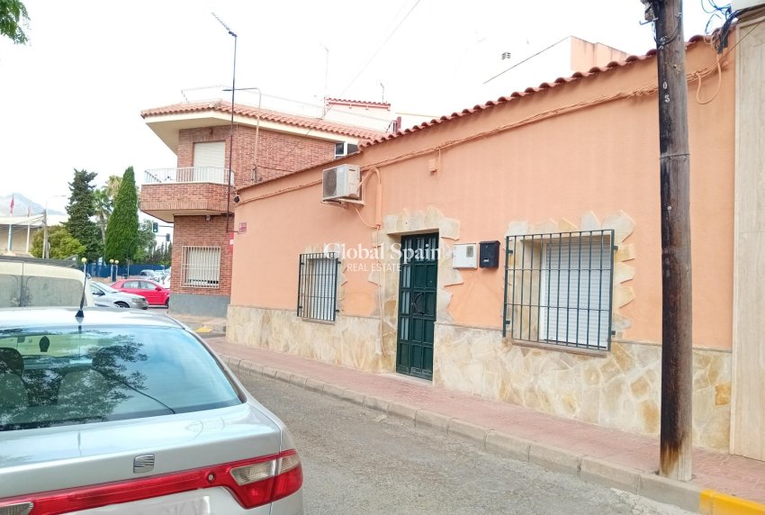 Wederverkoop - HUIS -
MAZARRÓN - Mazarron