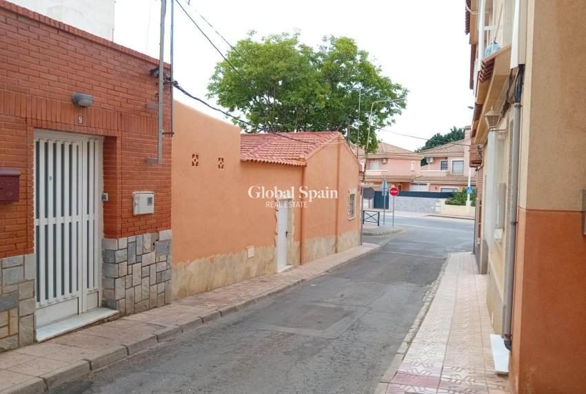 Wederverkoop - HUIS -
MAZARRÓN - Mazarron