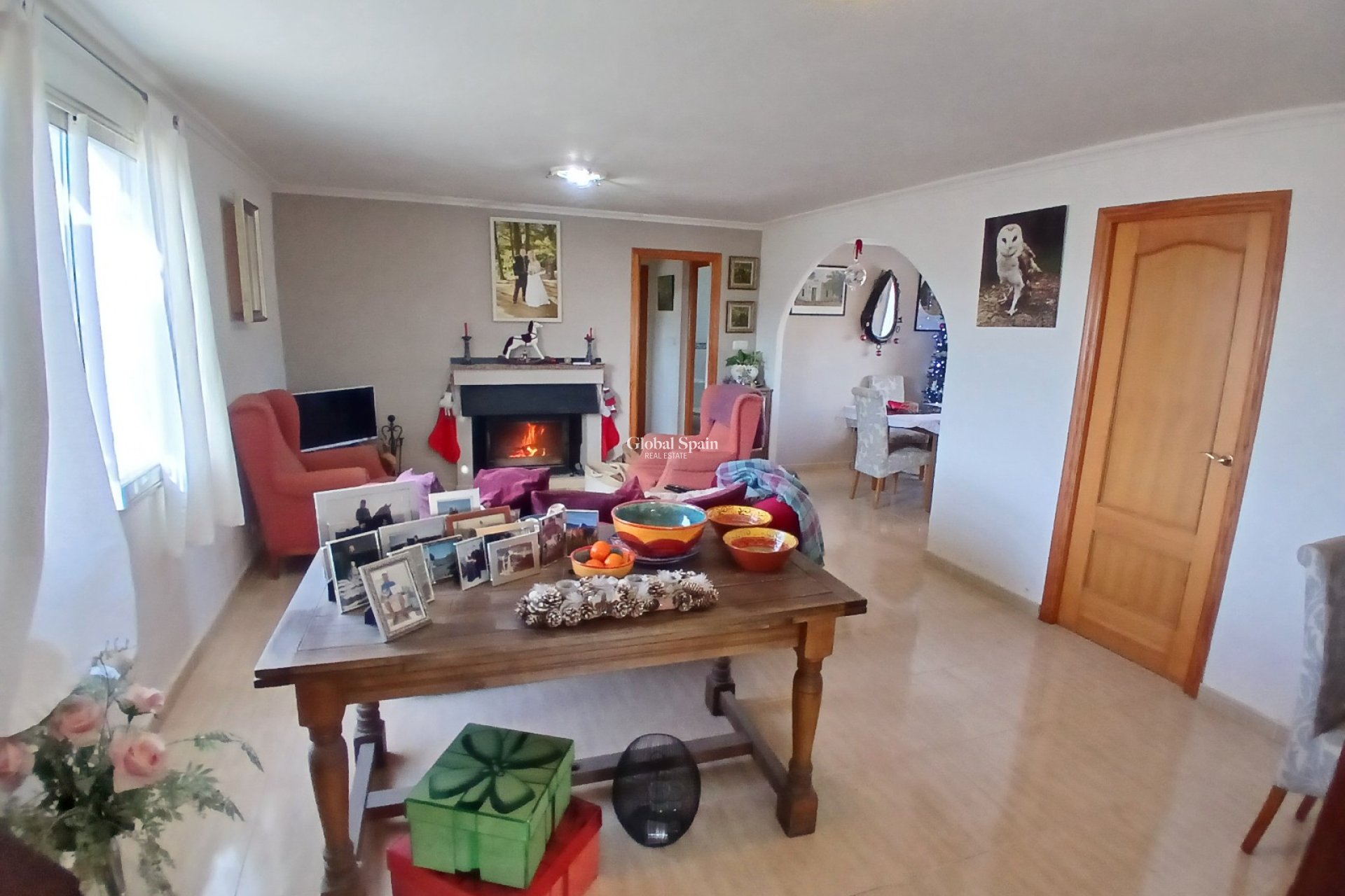 Wederverkoop - HUIS -
MONÓVAR - Inland