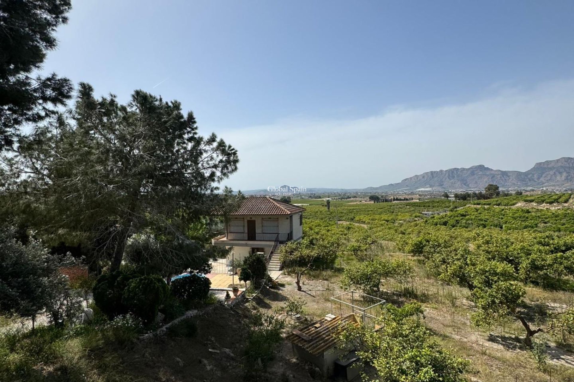 Wederverkoop - HUIS -
ORIHUELA - Arneva