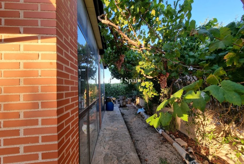 Wederverkoop - HUIS -
ORIHUELA - Benferri
