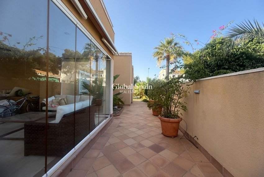 Wederverkoop - HUIS -
ORIHUELA COSTA - Altos de campoamor