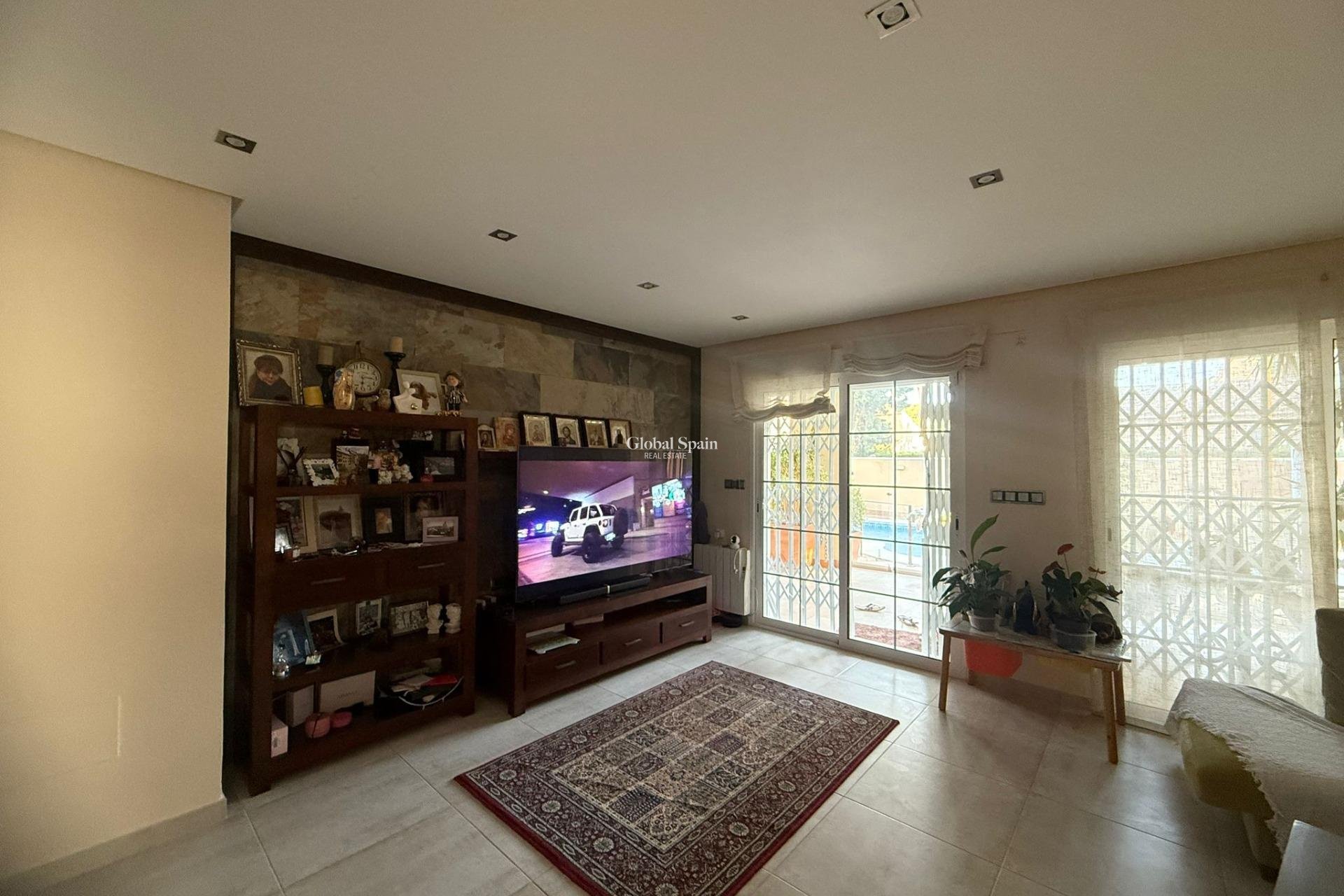 Wederverkoop - HUIS -
ORIHUELA COSTA - Altos de campoamor