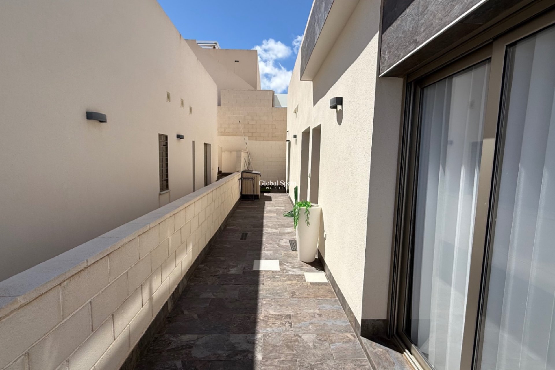 Wederverkoop - HUIS -
ORIHUELA - Costa Blanca Sur