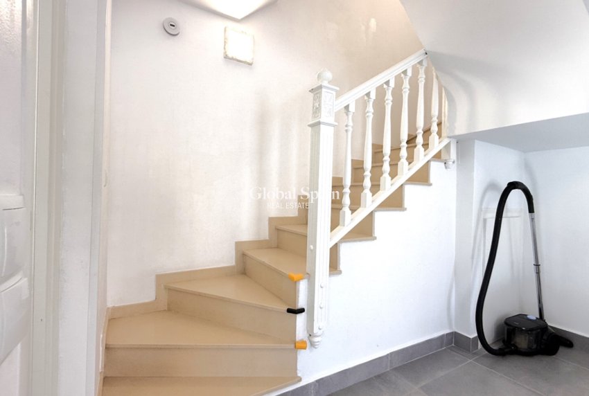 Wederverkoop - HUIS -
ORIHUELA - Costa Blanca Sur