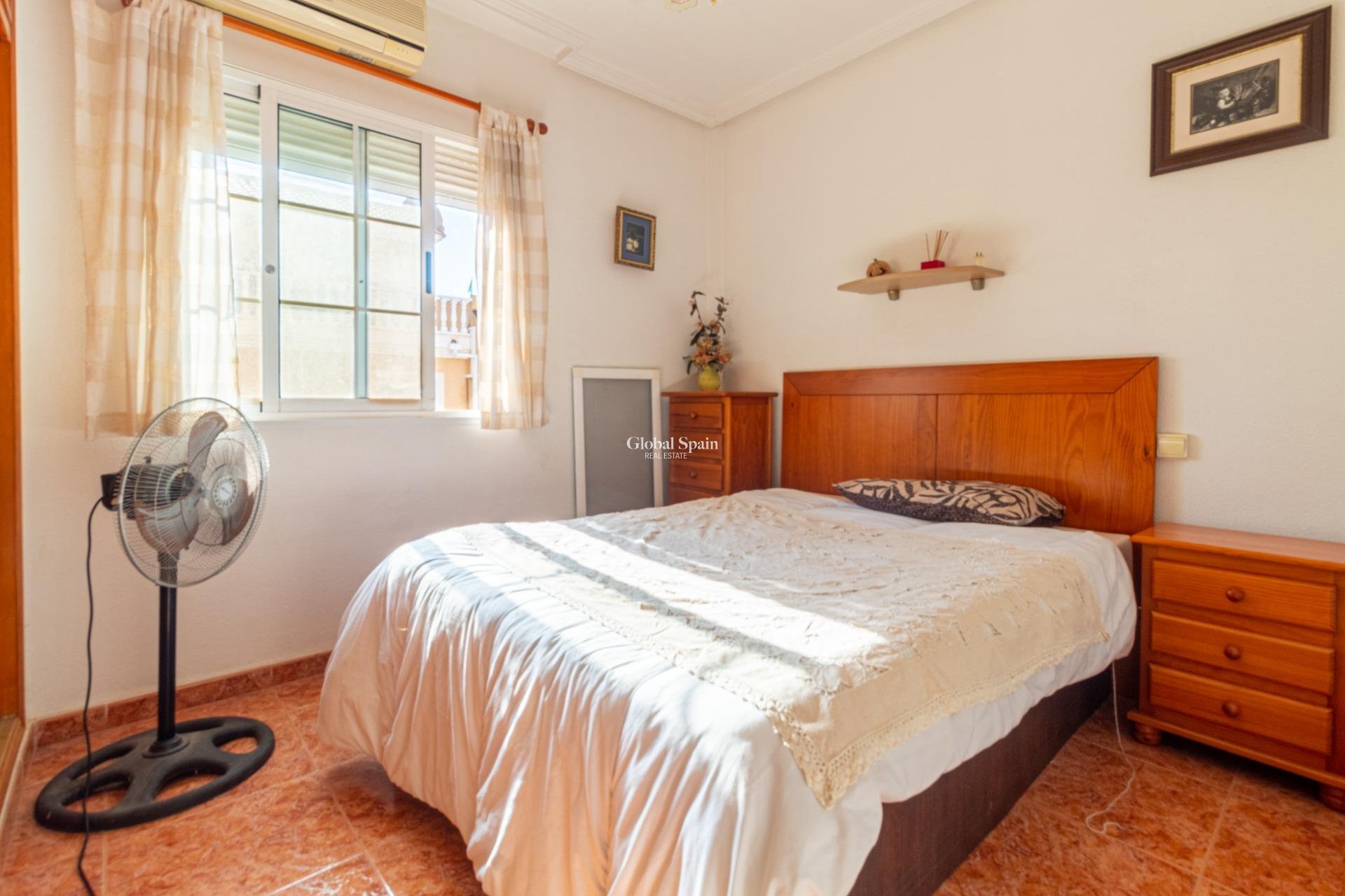 Wederverkoop - Huis -
ORIHUELA COSTA - CABO ROIG