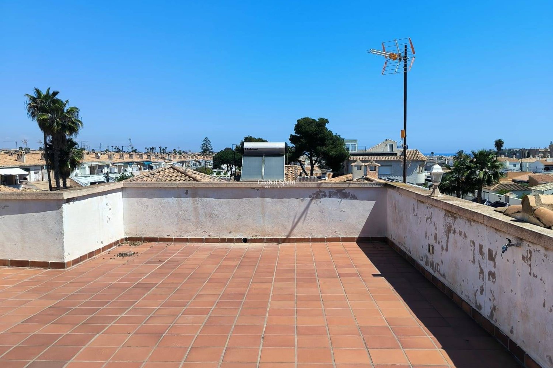 Wederverkoop - HUIS -
ORIHUELA COSTA - CABO ROIG