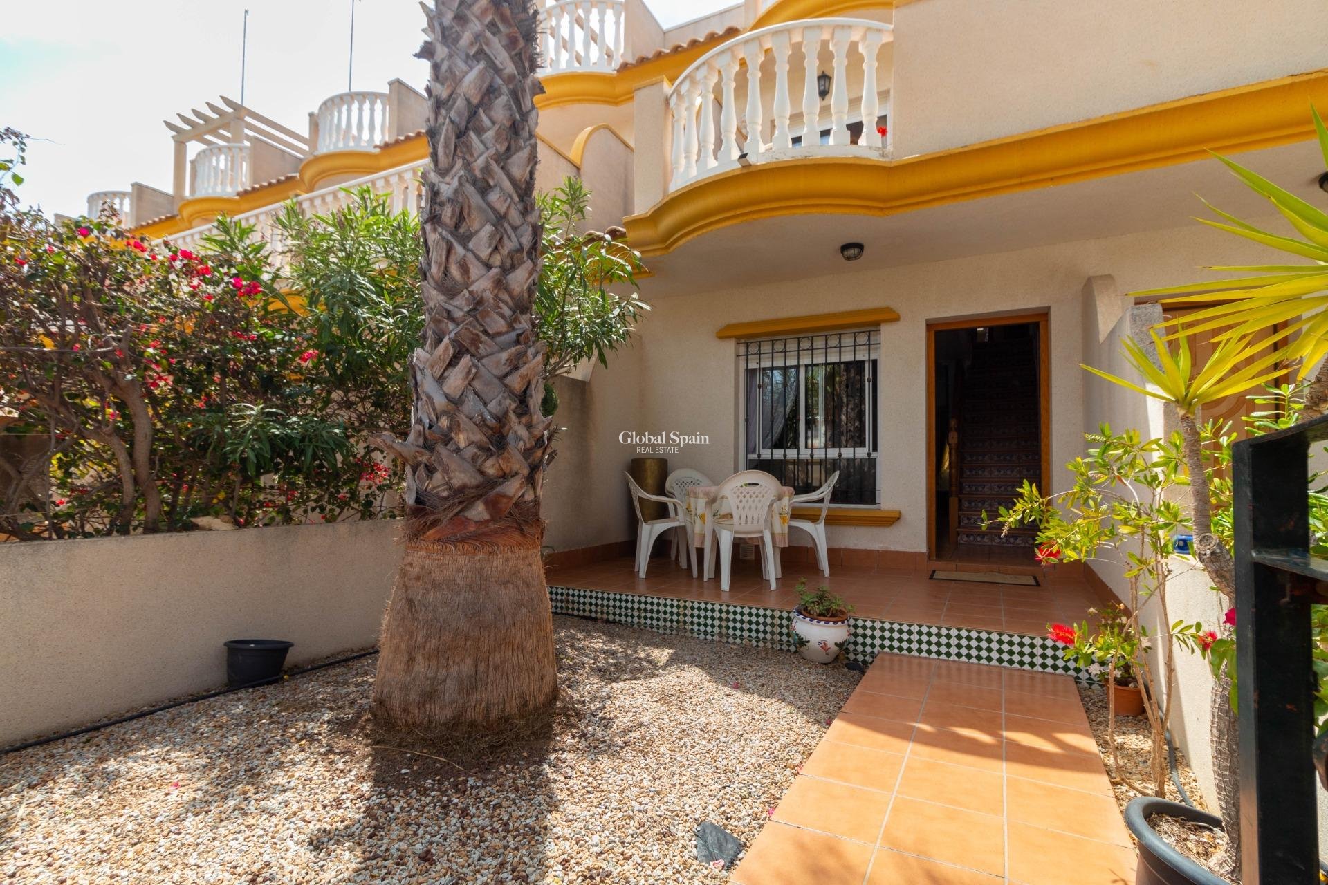 Wederverkoop - Huis -
ORIHUELA COSTA - CABO ROIG