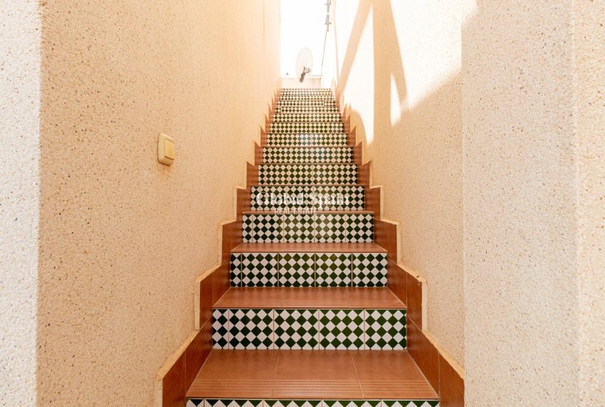 Wederverkoop - Huis -
ORIHUELA COSTA - CABO ROIG