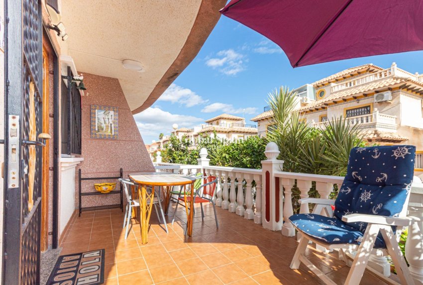 Wederverkoop - Huis -
ORIHUELA COSTA - CABO ROIG