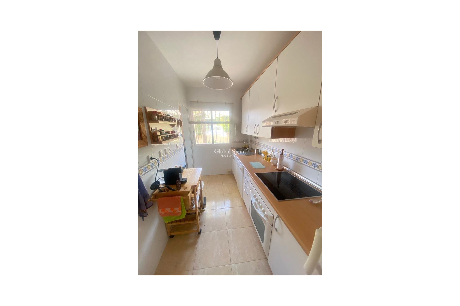 Wederverkoop - HUIS -
ORIHUELA COSTA - CAMPOAMOR