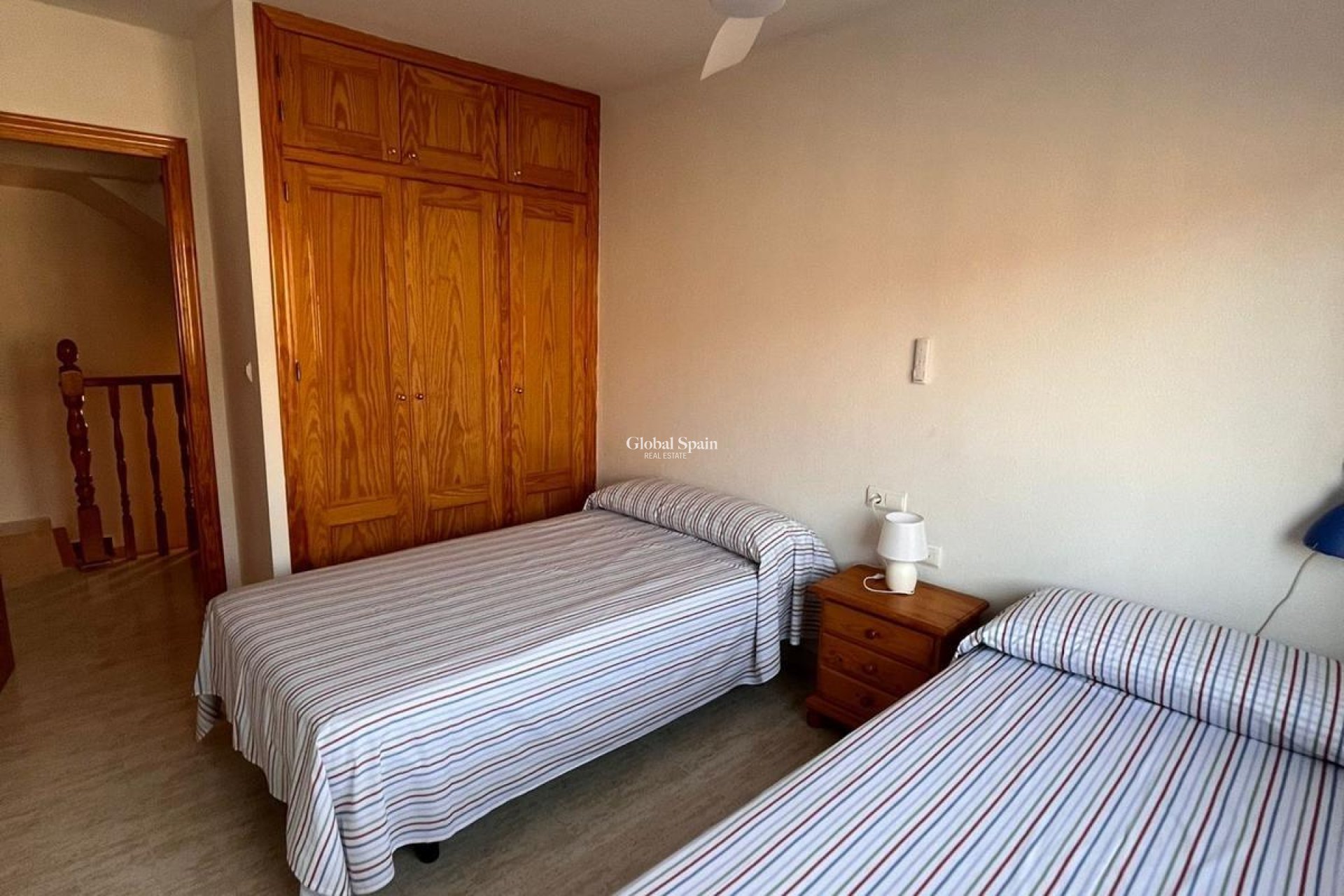 Wederverkoop - HUIS -
ORIHUELA COSTA - CAMPOAMOR