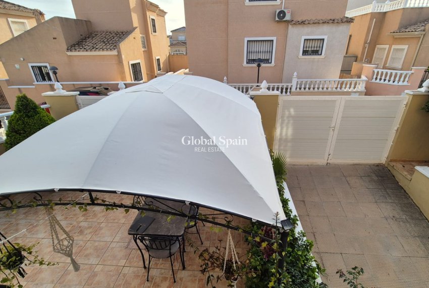 Wederverkoop - HUIS -
ORIHUELA COSTA - Costa Blanca Sur