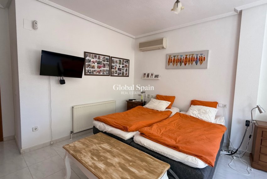 Wederverkoop - HUIS -
ORIHUELA COSTA - Costa Blanca Sur