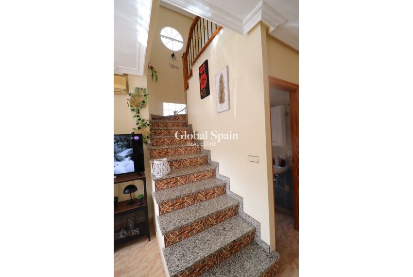 Wederverkoop - HUIS -
ORIHUELA COSTA - Costa Blanca